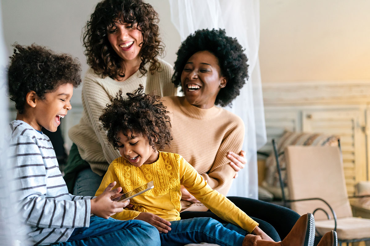Mother with children waiting to see dentist Mother with children waiting to see dentist (CHIP plan type)